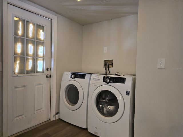 8013 FORMBY STREET, Riverview, FL 33578