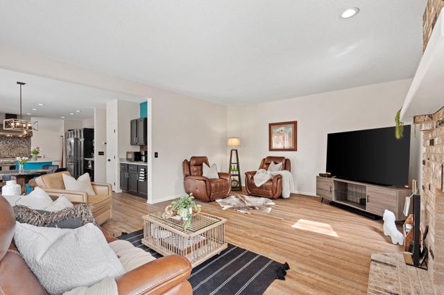 3617 Tanglewood Court, Eagan, MN 55123