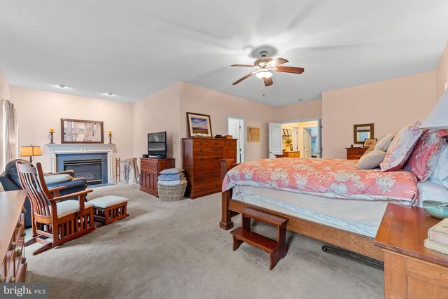 2881 CHESTNUT HILL RD, Pottstown, PA 19465