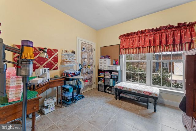 2881 CHESTNUT HILL RD, Pottstown, PA 19465