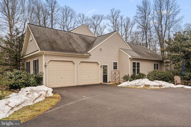 2881 CHESTNUT HILL RD, Pottstown, PA 19465