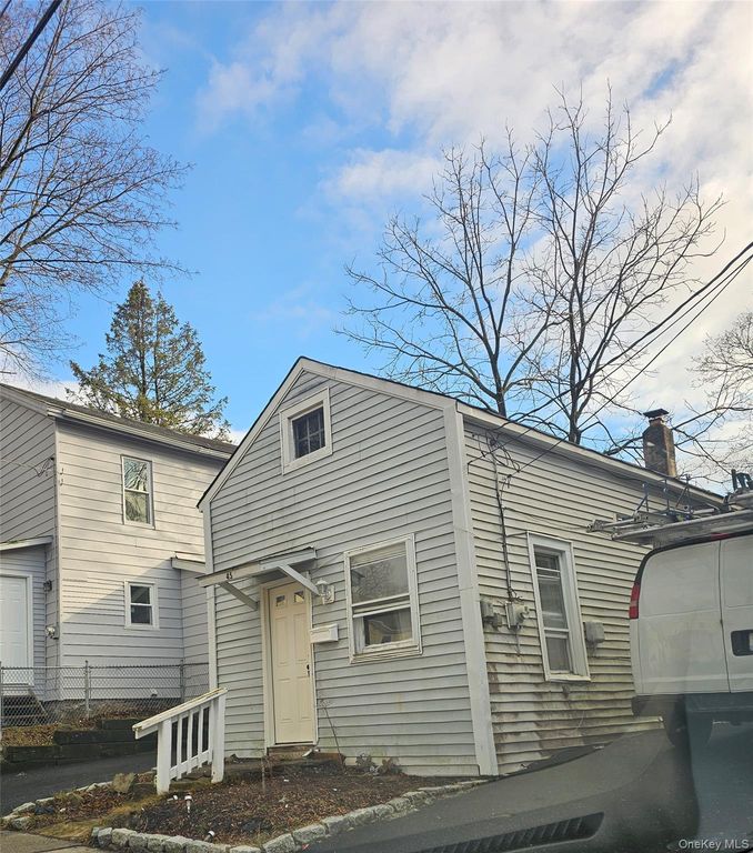 45 Knapp Avenue, Middletown, NY 10940