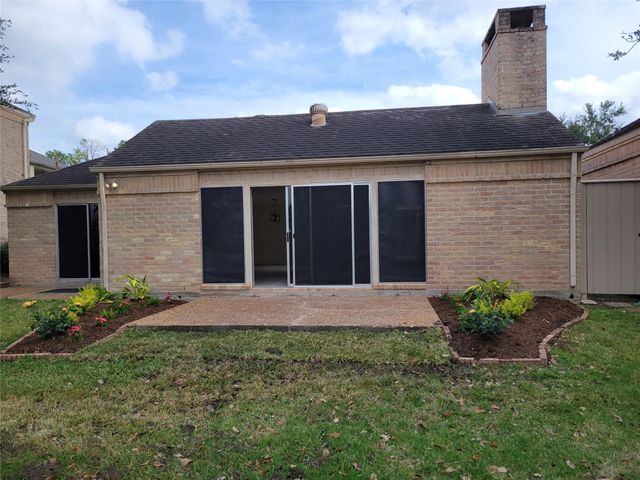 406 Fox Briar, Sugar Land, TX 77478