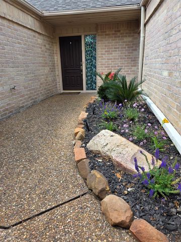 406 Fox Briar, Sugar Land, TX 77478