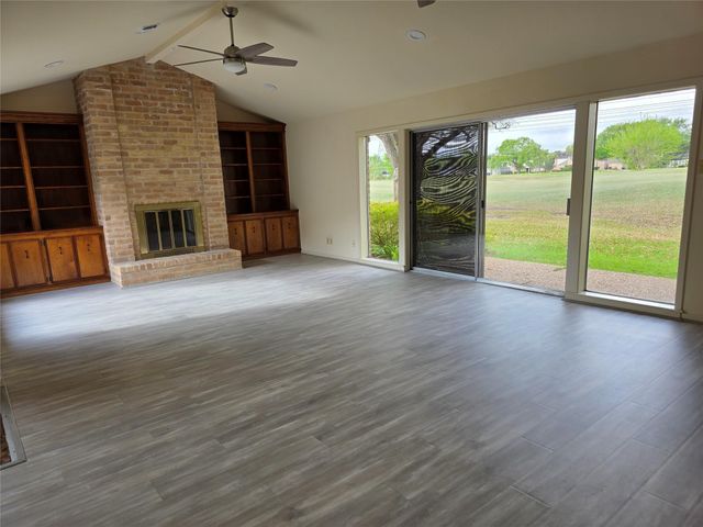 406 Fox Briar, Sugar Land, TX 77478