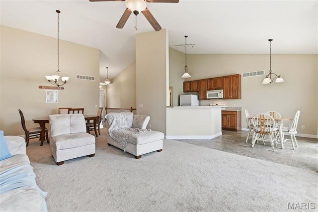 111 Long And Winding Road, St Peters, MO 63376