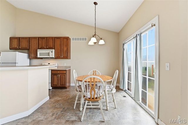 111 Long And Winding Road, St Peters, MO 63376