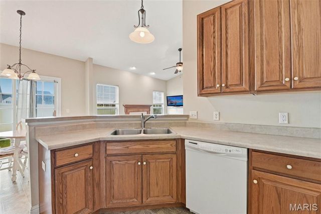 111 Long And Winding Road, St Peters, MO 63376