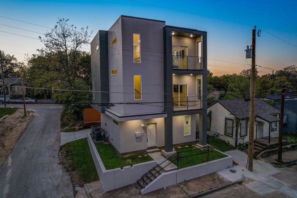 521 Faulk Street, Dallas, TX 75203