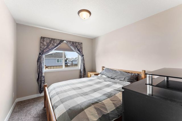 12012 Mayview Curve, Lindstrom, MN 55045