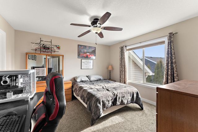 12012 Mayview Curve, Lindstrom, MN 55045