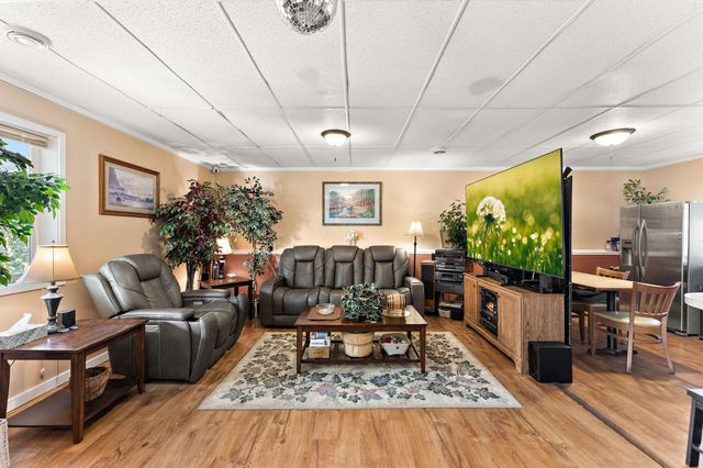 12012 Mayview Curve, Lindstrom, MN 55045