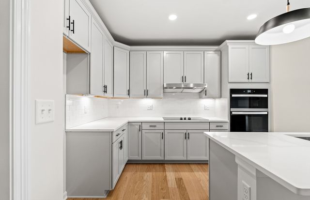 5 Peters Farm Way 405, Westborough, MA 01581