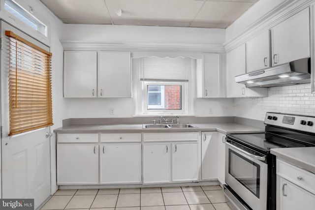 4271 N 6TH ST, Harrisburg, PA 17110