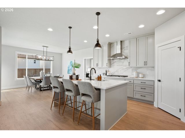 6964 Sw WINDFLOWER St, Wilsonville, OR 97070