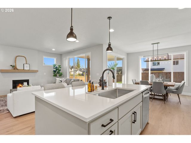 6964 Sw WINDFLOWER St, Wilsonville, OR 97070
