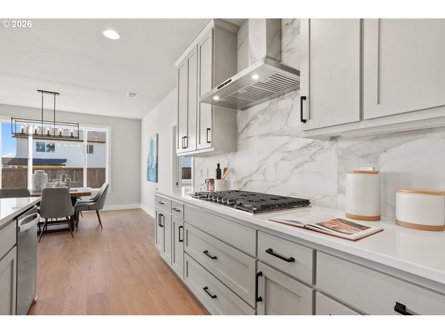 6964 Sw WINDFLOWER St, Wilsonville, OR 97070