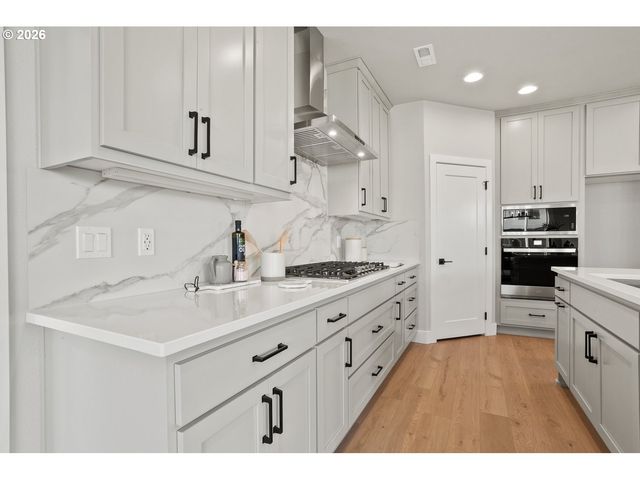 6964 Sw WINDFLOWER St, Wilsonville, OR 97070