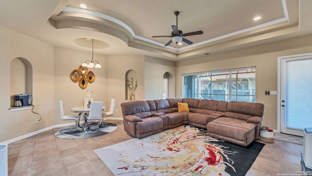 3922 KEY WEST WAY, Converse, TX 78109