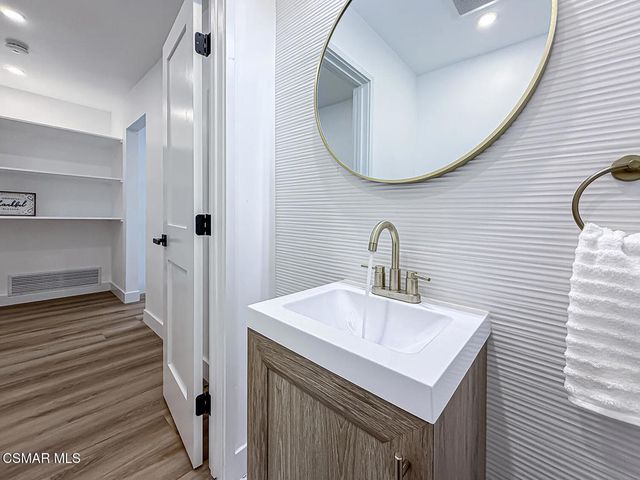 4627 Willens Avenue, Woodland Hills, CA 91364