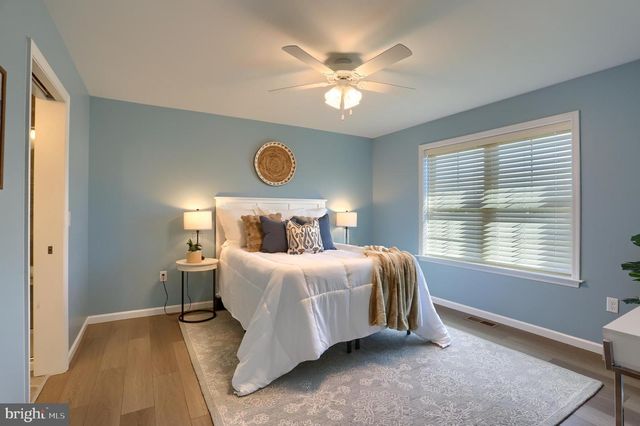 300 MORRIS DR, Mechanicsburg, PA 17055