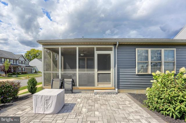 300 MORRIS DR, Mechanicsburg, PA 17055