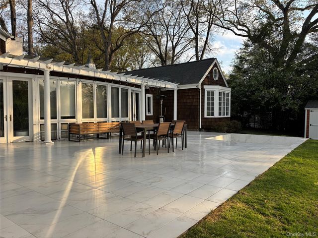 658 Shore Acres Drive, Mamaroneck, NY 10543