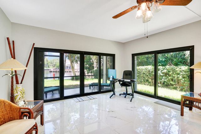 1301 N RIVERSIDE Drive 19, Pompano Beach, FL 33062