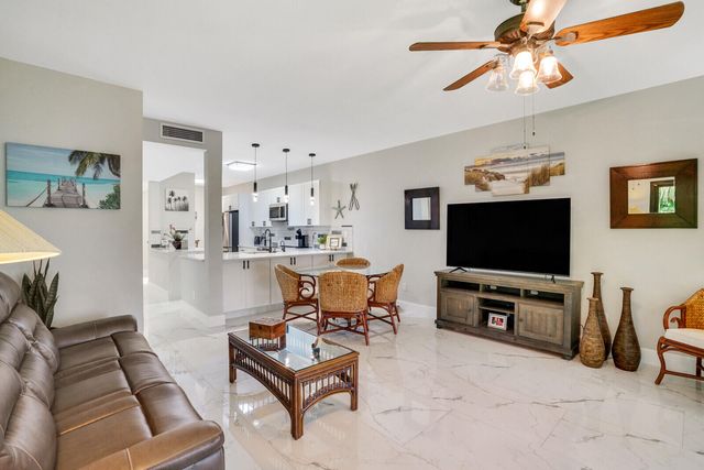 1301 N RIVERSIDE Drive 19, Pompano Beach, FL 33062