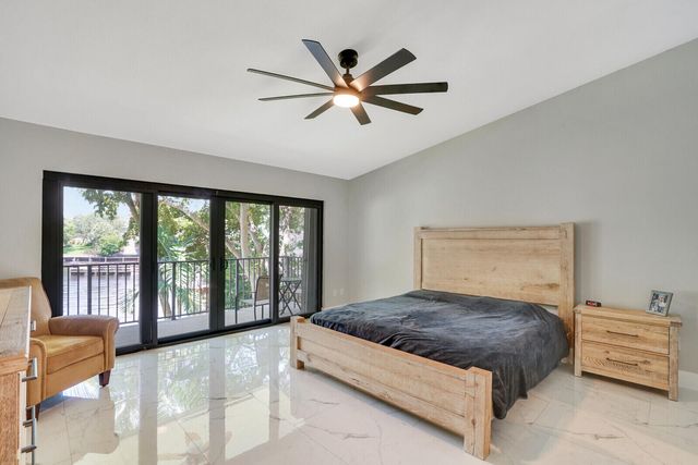 1301 N RIVERSIDE Drive 19, Pompano Beach, FL 33062