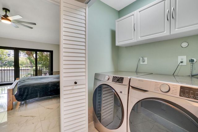 1301 N RIVERSIDE Drive 19, Pompano Beach, FL 33062