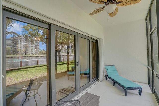 1301 N RIVERSIDE Drive 19, Pompano Beach, FL 33062