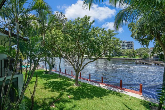 1301 N RIVERSIDE Drive 19, Pompano Beach, FL 33062