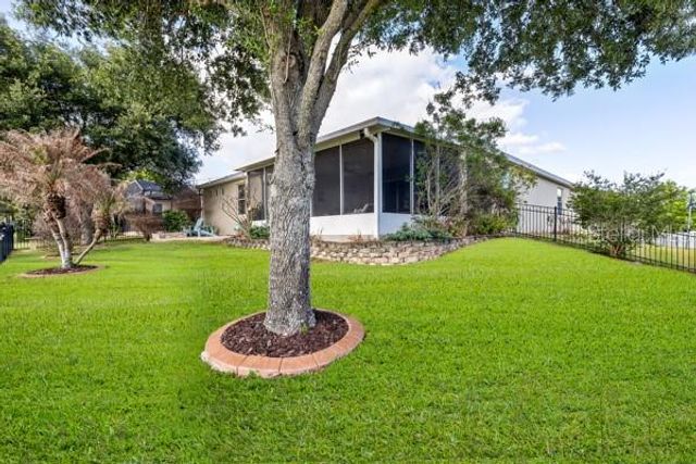 30201 HACKNEY LOOP, Mount Dora, FL 32757