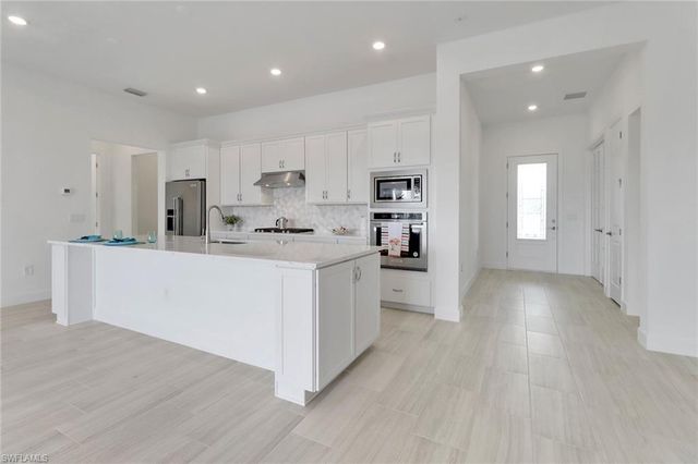 1856 Terreno BLVD, Naples, FL 34120