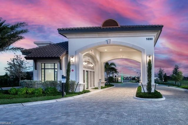 1856 Terreno BLVD, Naples, FL 34120