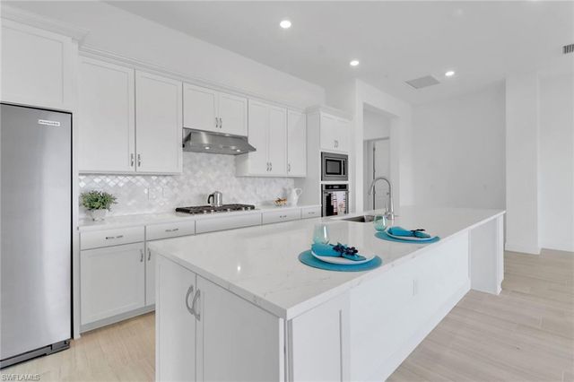 1856 Terreno BLVD, Naples, FL 34120