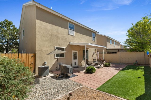 2011 Dillon Drive NE, Rio Rancho, NM 87124