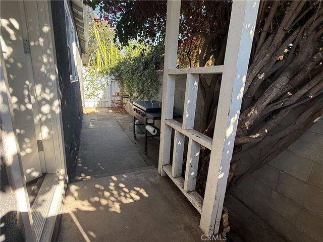 7358 Riverton, Sun Valley, CA 91352