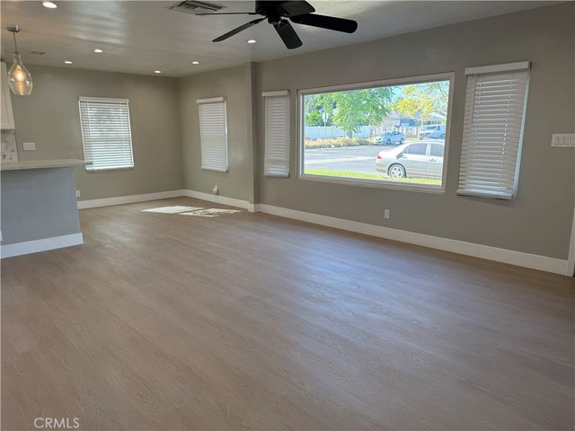 7358 Riverton, Sun Valley, CA 91352