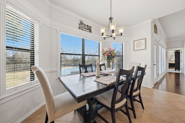 2922 Twisted Oak Drive, Brenham, TX 77833