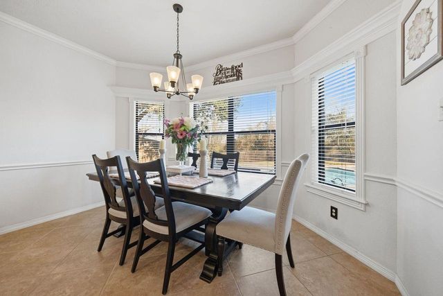 2922 Twisted Oak Drive, Brenham, TX 77833