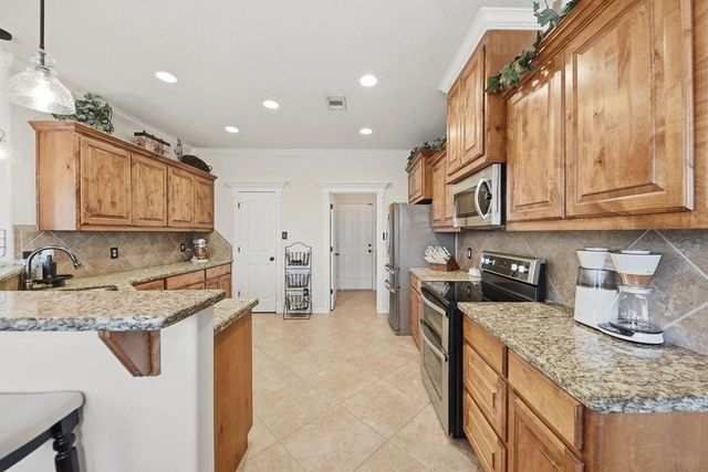 2922 Twisted Oak Drive, Brenham, TX 77833