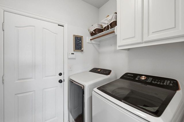 2922 Twisted Oak Drive, Brenham, TX 77833