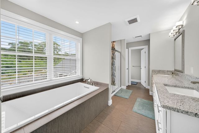 586 Hart St, Dighton, MA 02715