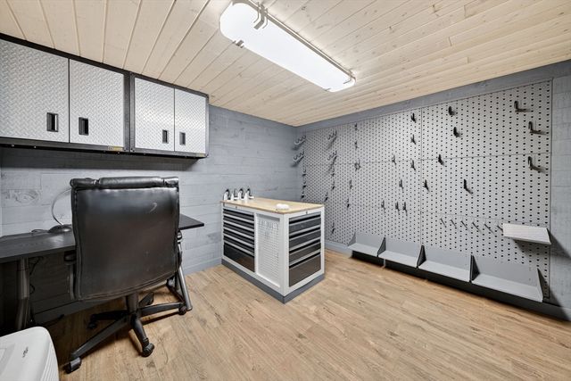 586 Hart St, Dighton, MA 02715