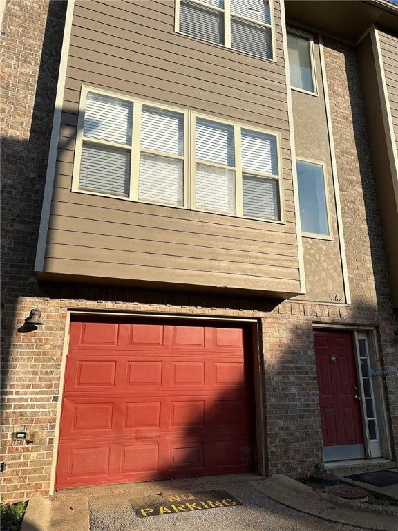 1866 N Scull Creek Drive 6, Fayetteville, AR 72703