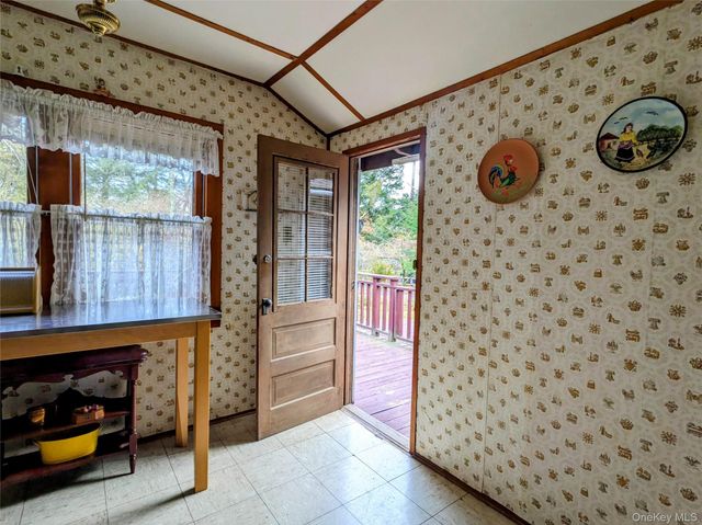 24 N Mohican Trail, Smallwood, NY 12778