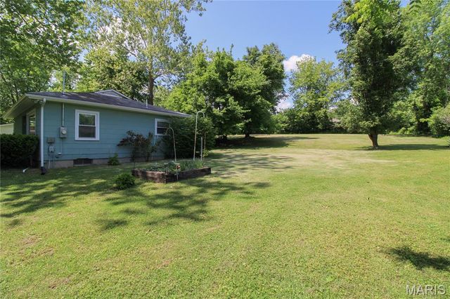 1121 Wolf Hollow Road, Imperial, MO 63052