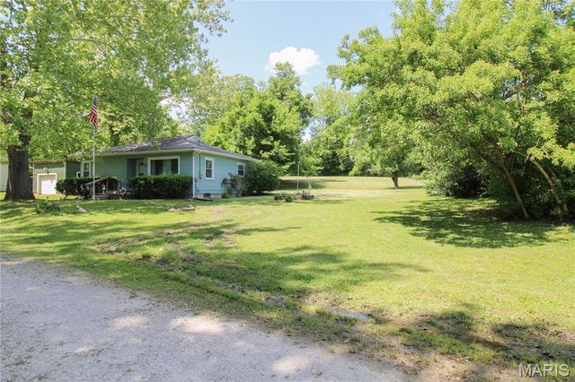 1121 Wolf Hollow Road, Imperial, MO 63052